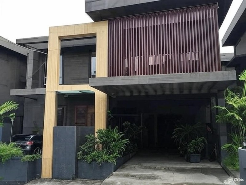 4 BHK Premium Villa for Sale in Kakkanad, Ernakulam 