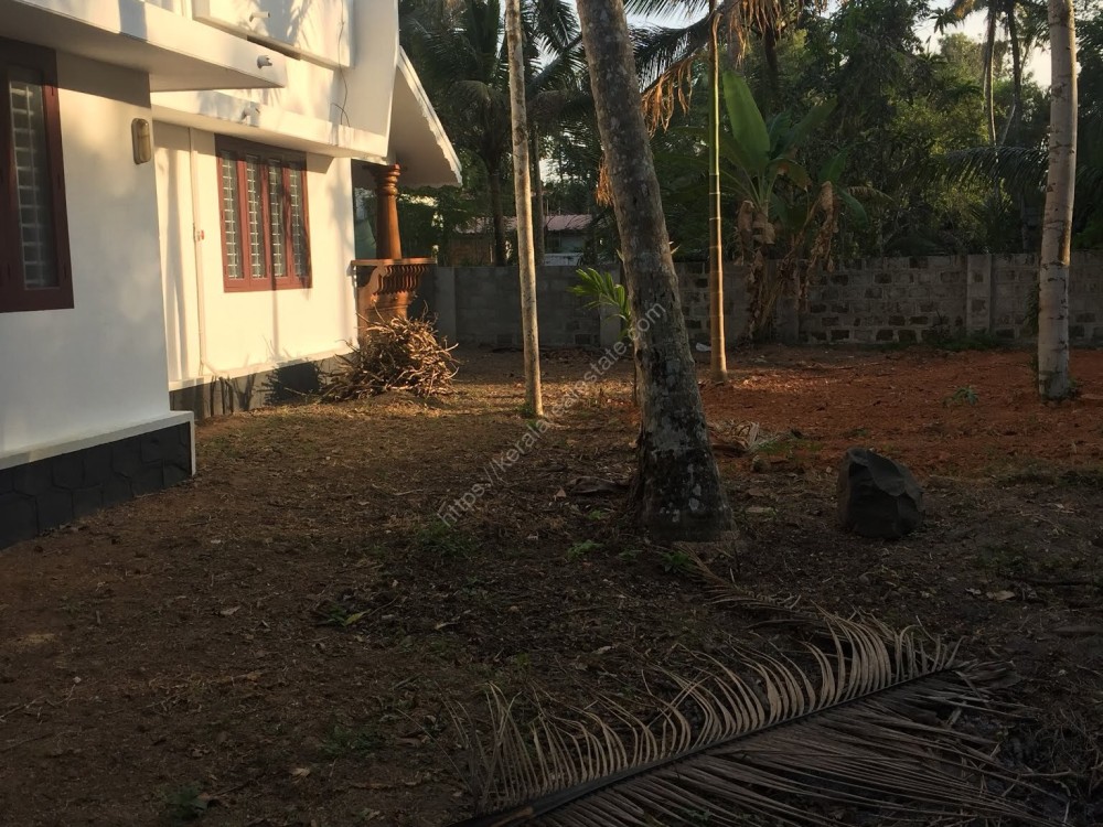 1400 Sq Ft Independent House for sale in Nandam, Vaikom, Kottayam Kerala Real Estate