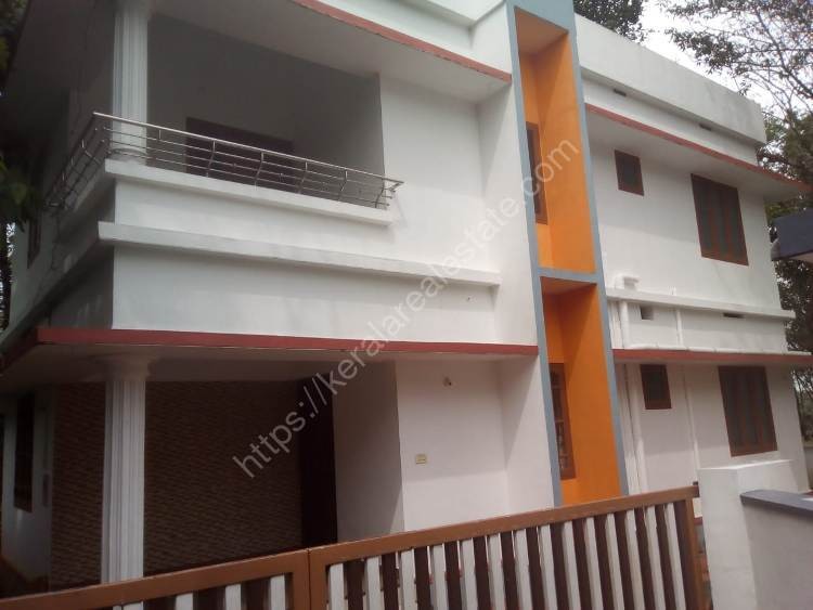 1200 Sq Ft 4 Bhk On 4 Cent House For Sale At Mulanthuruthy