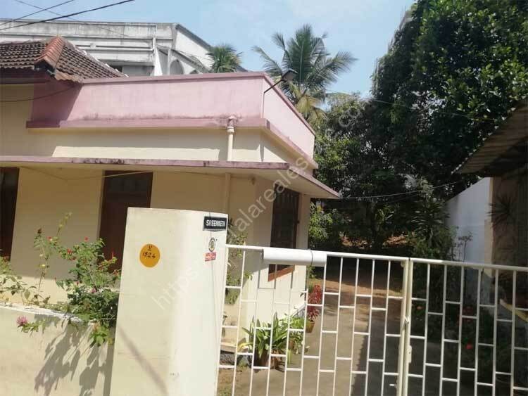 Land With Old House For Sale At Thiruvananthapuram Kerala Real Estate