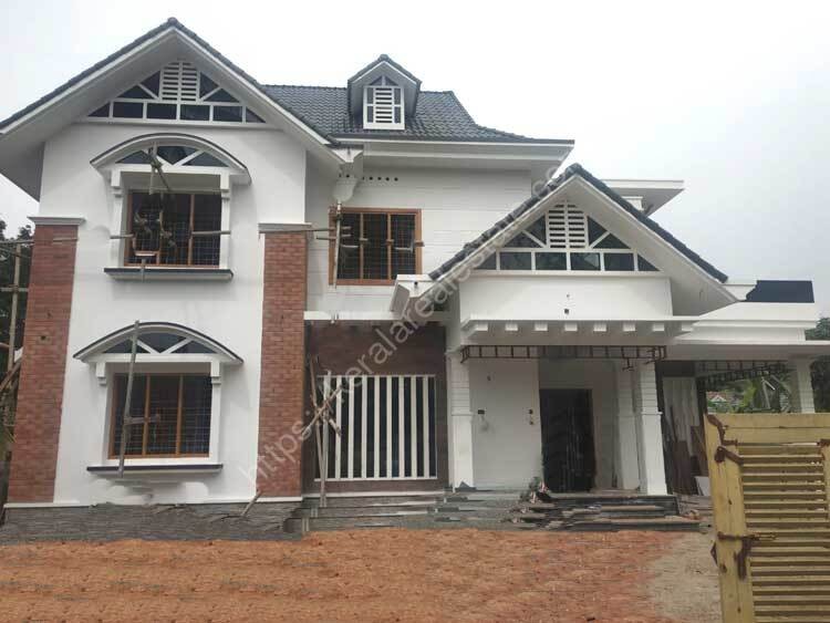 2600 Sqft New Model House In 10 Cents For Sale At Eattumanoor