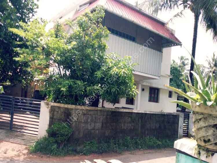 6 cents of Land with a Single storey House for Sale at Chembukavu