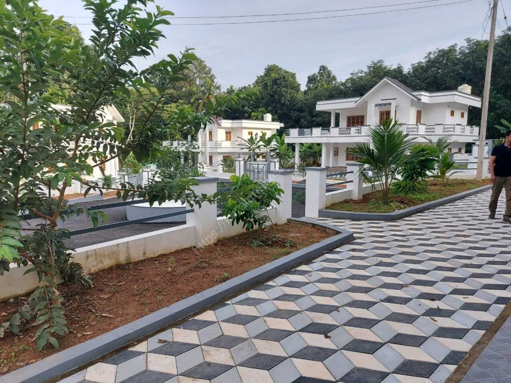 Villas for sale near Koothattukulam, Ernakulam Kerala Real Estate