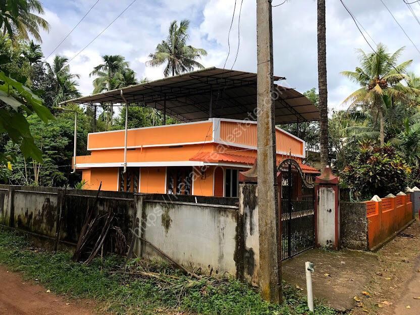 14.14 Cents of Land with House for Sale at Chittarikkal, Koratty, Thrissur Kerala Real Estate