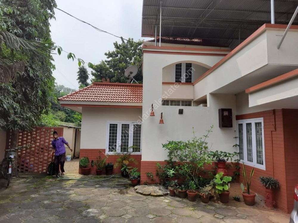 2600 sq ft 3 BHK House for Sale at Edapally, Ernakulam Kerala Real Estate