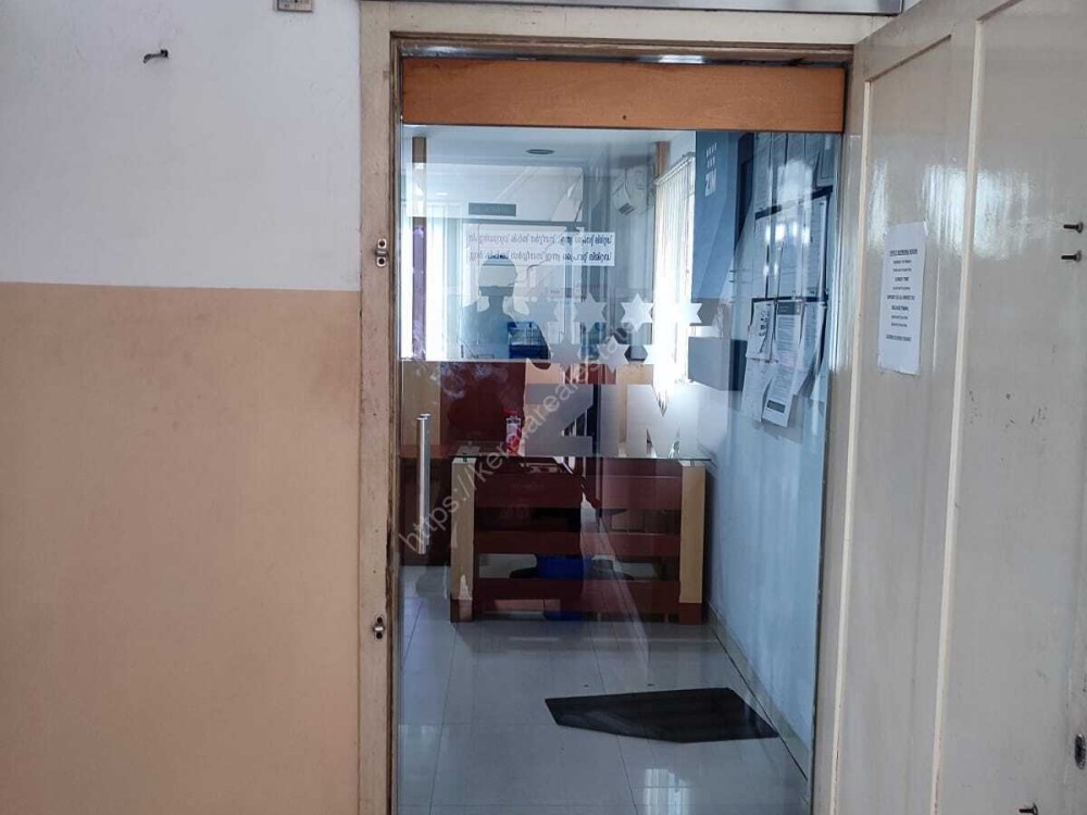 1500 Sq ft Fully Furnished Office Space for Rent at M G road, Ernakulam