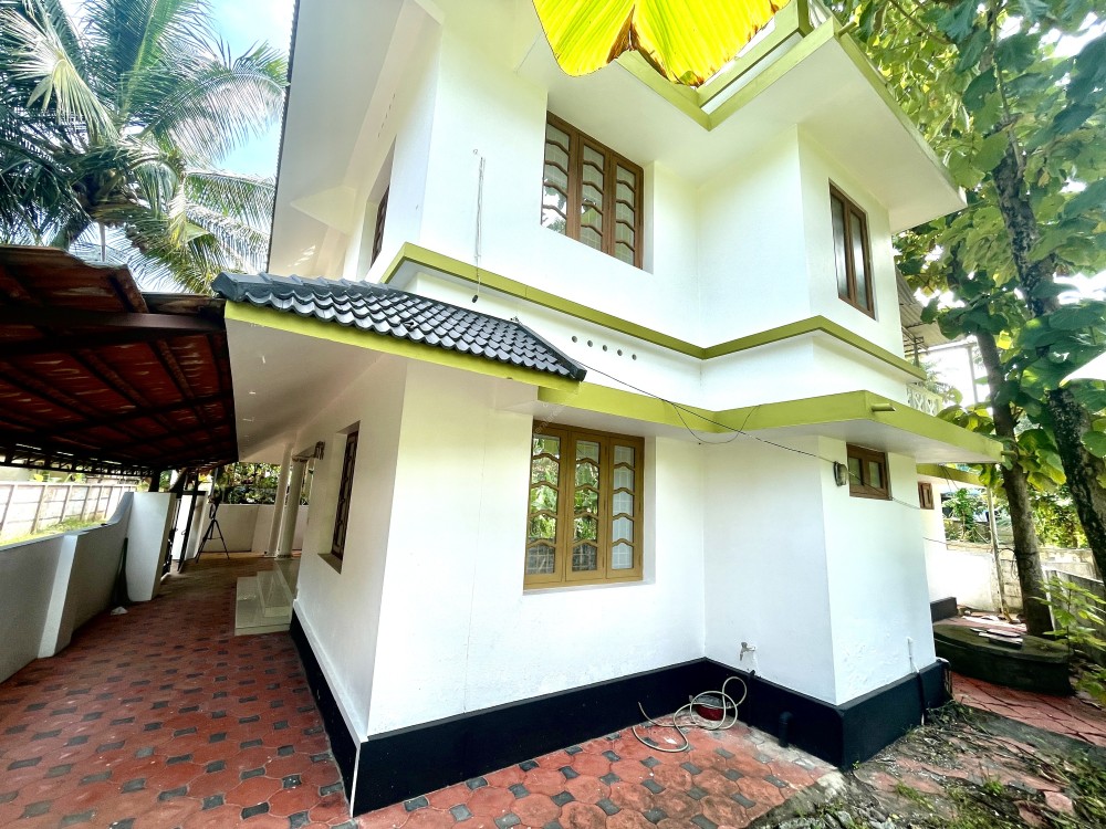 1700 Sq ft House for Sale at Udayamperoor, Ernakulam Kerala Real Estate