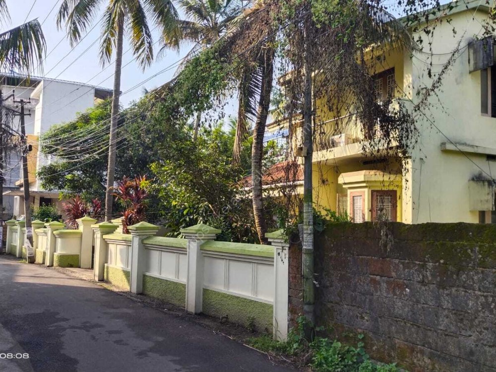 Residential Plots for Sale at Chembumukku, Kakkanad Kerala Real Estate