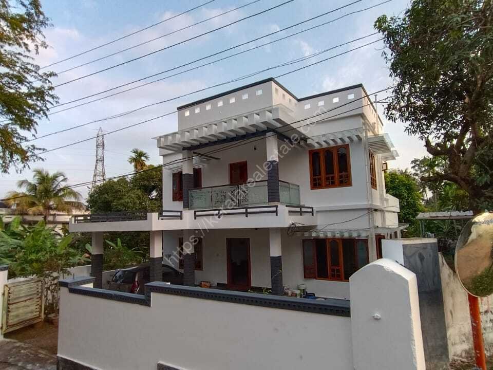 2200 Sq ft House for Sale at Kalamassery, Ernakulam Kerala Real Estate