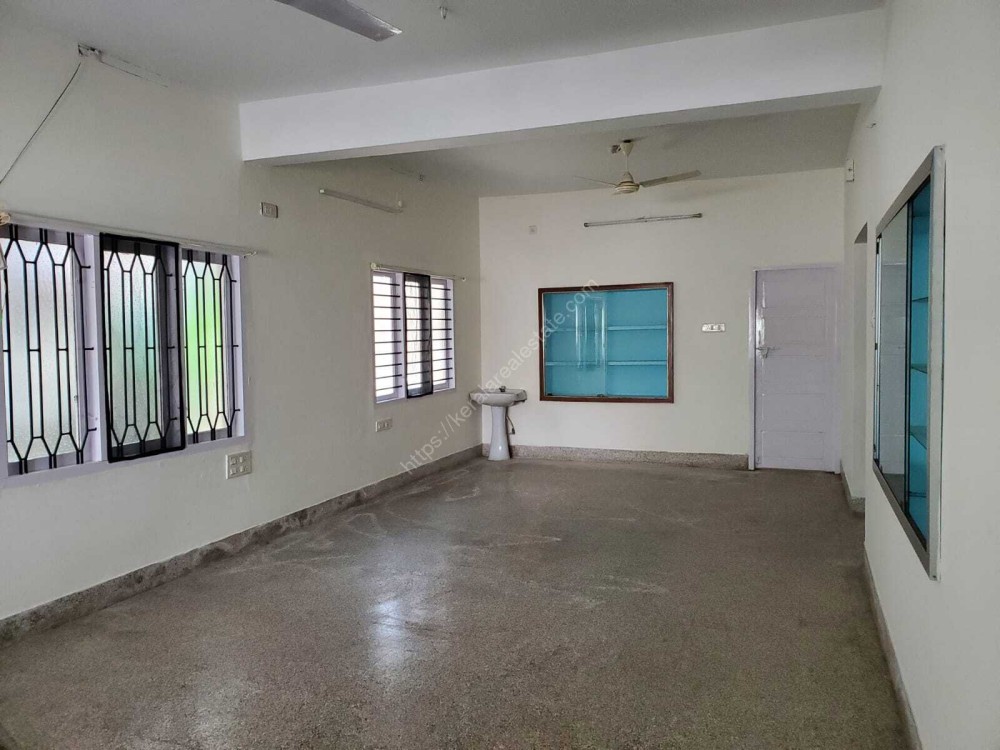 1300 Sq ft Ground Floor of House for Rent at Panampilly nagar