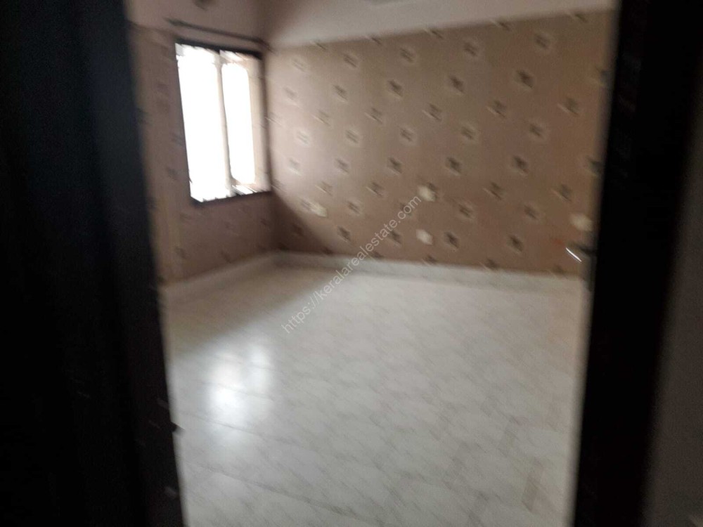 1400 Sq ft First floor of a House for Rent in Panampillynagar