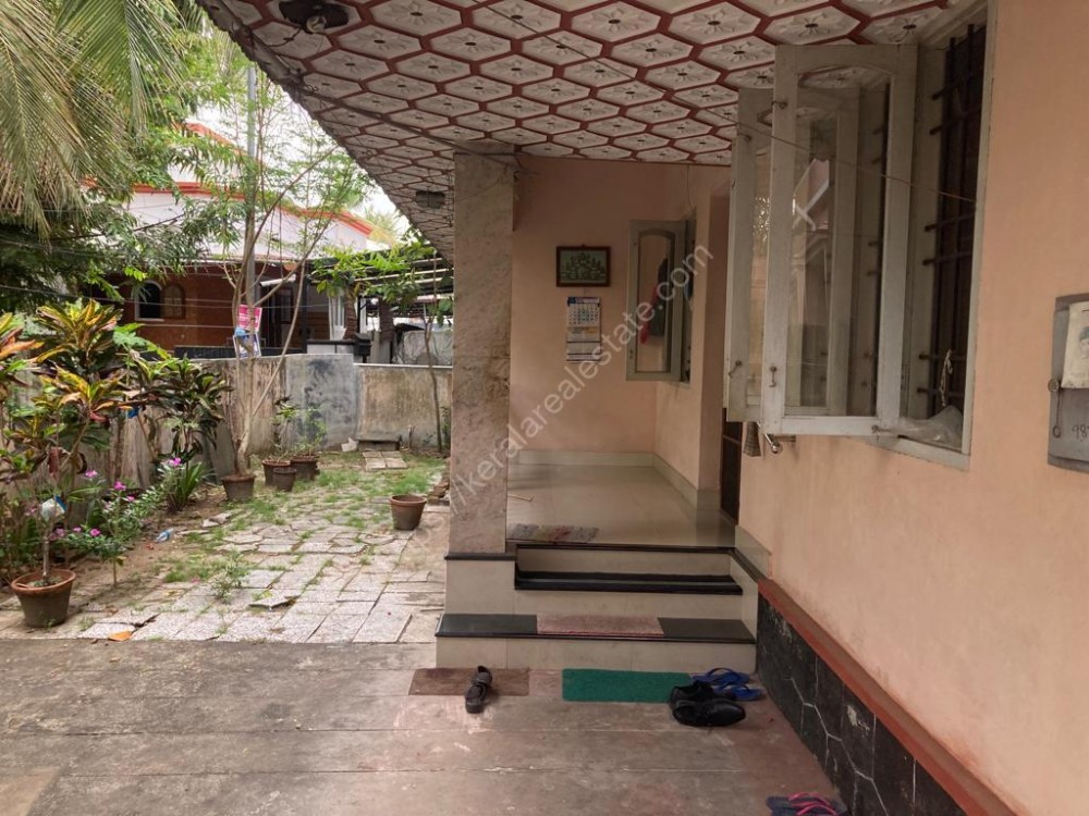 3 BHK Indpendent House for Rent at Edappally, Ernakulam Kerala Real