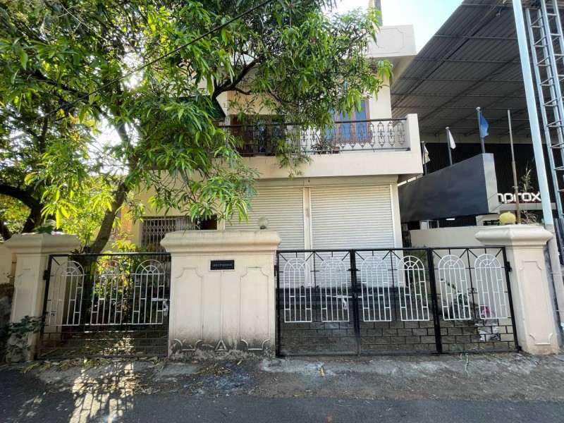 Commercial cum Residential Property for Sale at M G Road, Thrissur