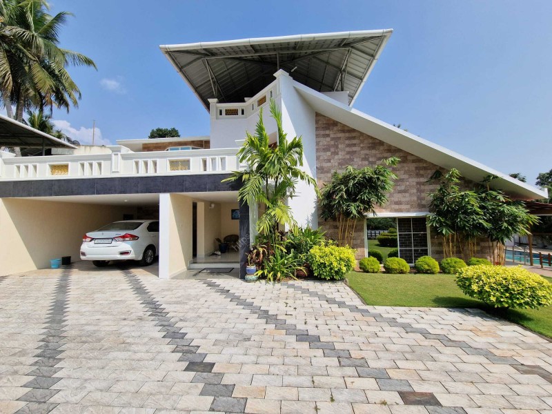 4 BHK Fully Furnished House for Sale at Vettamukku, Thirumala, Trivandrum