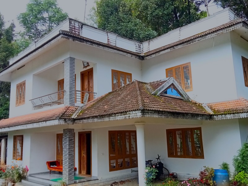 1000 Sq Ft House for sale at Neyyattinkara, Trivandrum Kerala Real Estate