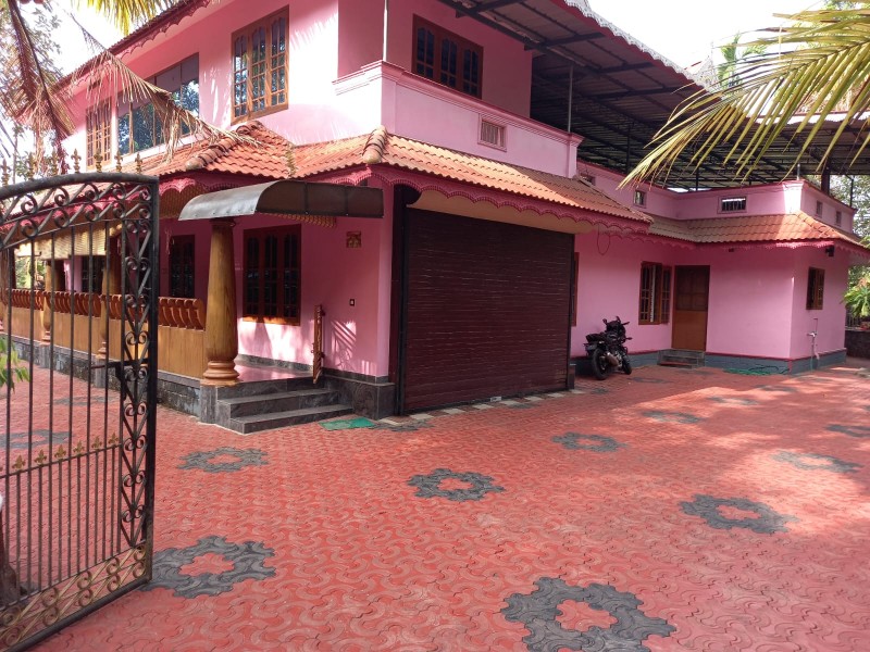 House for Sale at Kuriyanapally, Pathanamthitta