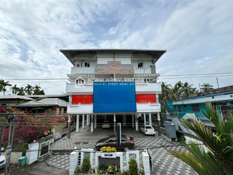 Prime Commercial Building for Rent in Thykoodam, Vyttila, Ernakulam 