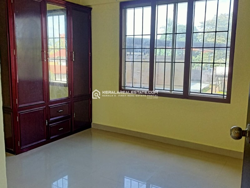 2 BHK Apartment for Sale in Thripunithura, Ernakulam 
