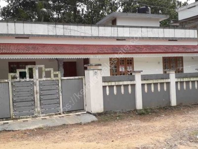 1500 SqFt 3 BHK House with 6.5 cents  of land at Aluva Town