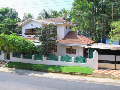 1450 Sqft House for sale at Thalayolaparambu, Kottayam