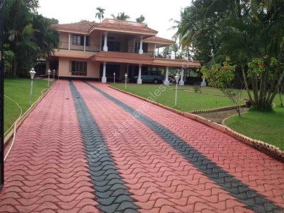 6 BHK Independent House for Sale at Near Nedumbassery, Ernakulam.