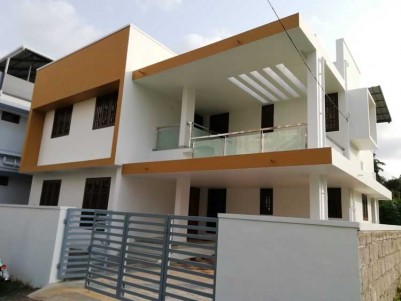 2280 SqFt, 4 BHK House on 4.850 Cent for Sale at vazhakkala, Ernakulam
