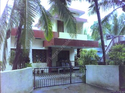 Residential Plot with Old House for Sale at Kannur Town.