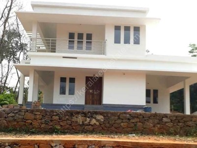 4 BHK Beautiful House on 12 Cent for sale at Muttom-town, Thodupuzha