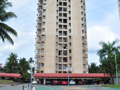 Spacious 3 BHK Apartment for Sale at Vytilla, Close to Mobility Hub and Metro Station.