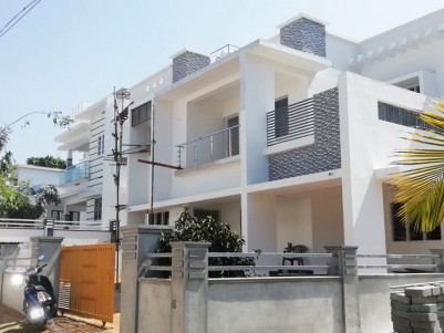 4 BHK, 2200 SqFt House in 7.300 Cents for sale at Pattimattom - Ernakulam