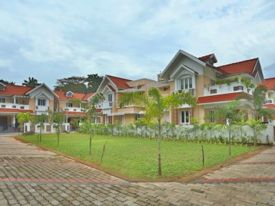 3 Villas for sale at Nettoor, Ernakulam