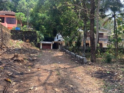 4BHK,3500 SqFt House in 44 Cents for Sale at Gandhinagar,Kottayam