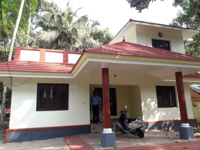 2 BHK,1500 SqFt House in 11 Cent For Rent at Pathirappally,Alappuzha