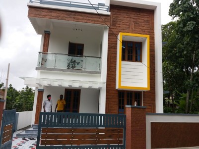 4 BHK,1600SqFt House for Sale in Eruveli,Tripunithura