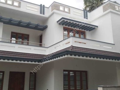  4 BHK House in4.2 cents for sale at Chembumukku,Kakkanad  