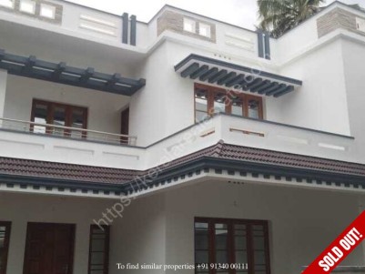  4 BHK House in4.2 cents for sale at Chembumukku,Kakkanad  