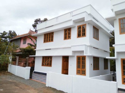 3BHK,1200 SqFt, Ready to Occupy New House for sale at Kaduthuruthy