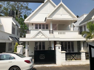 3BHK, 2400 SqFt Gated Community Villa for Sale in Kottayam.