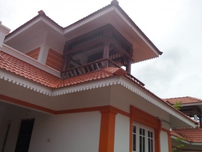 3BHK,2200SqFt Gated Villa for sale at Vennala,Ernakulam