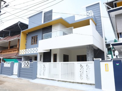 4 BHK House in 5 Cents for sale at Maradu Ernakulam