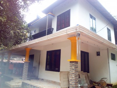 7.5 Cent with 2350 sqft 4 BHK House for sale Kumaranelloor, Kottayam