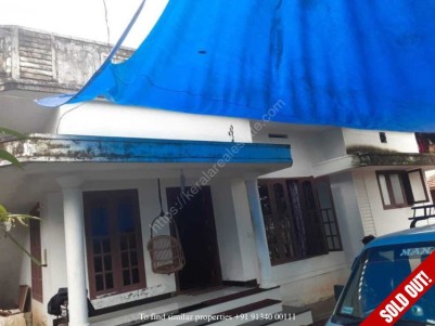 3 BHK 1100 sqft House in 7 Cent for sale at Kandanad near  Tripunithura, Ernakulam