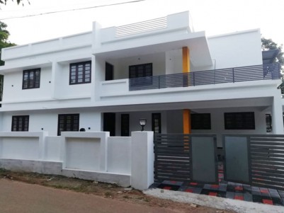 2200 sqft 4 BHK House in 6 Cent for sale at Perumbavoor Ernakulam