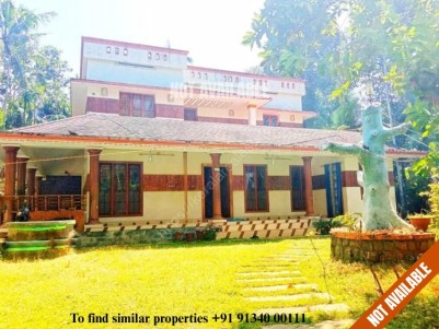 3000 SqFt 4 BHK Posh House in 18 Cents for sale at Chavara Kollam