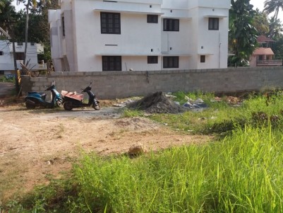 7 Cent Rectangular plot for sale at Peroorkada, Thiruvananthapuram