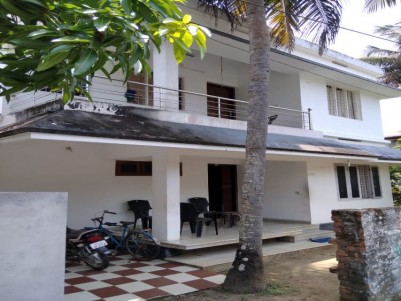 4 BHK 1400 Sqft House in 5.14 Cents for sale at Ezhikkara, Ernakulam