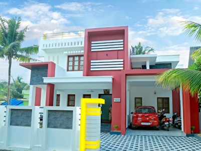 4 BHK 3000 SqFt House in 8.5 Cents for sale at Paravur, Ernakulam