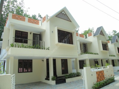 4 BHK 2100 SqFt Villa for sale at Pallikkara, Ernakulam