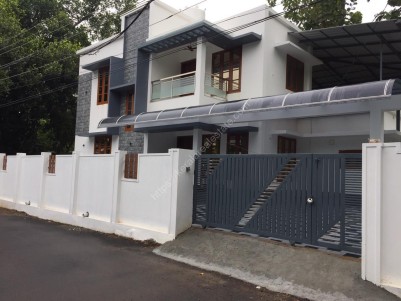 7 Cents land and 3 BHK House for sale at Aluva, Ernakulam