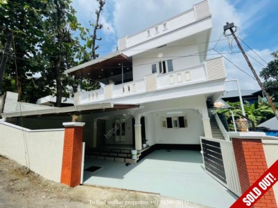 2500 sqft 4 BHK House for Sale at Kakkanad, Kochi